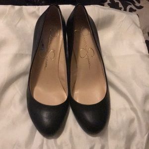Jessica Simpson black wedges